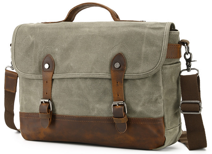 Four Amazing Benefits of a Waxed Canvas Bag